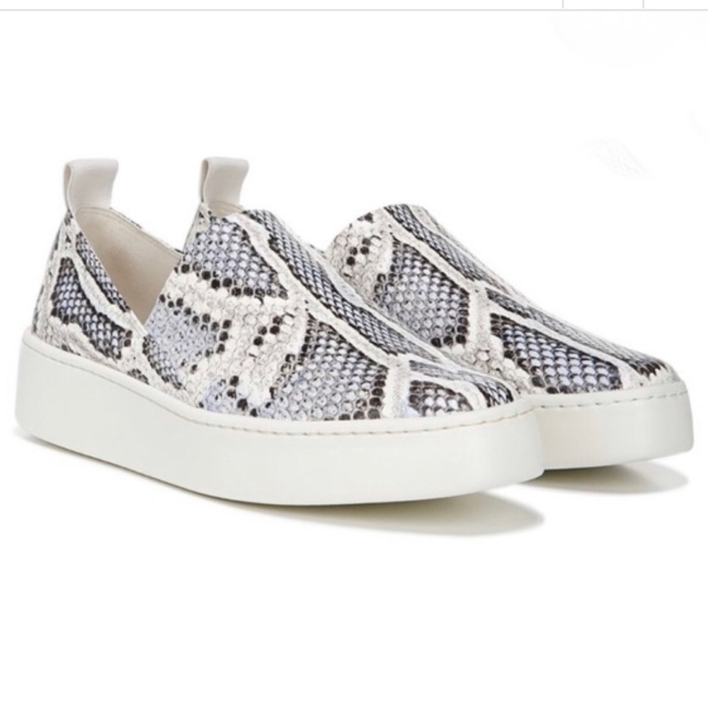 VINCE Saxon Snakeskin-Embossed Leather Sneakers Size 6 Platform Blue Gray EUC - Picture 2 of 9